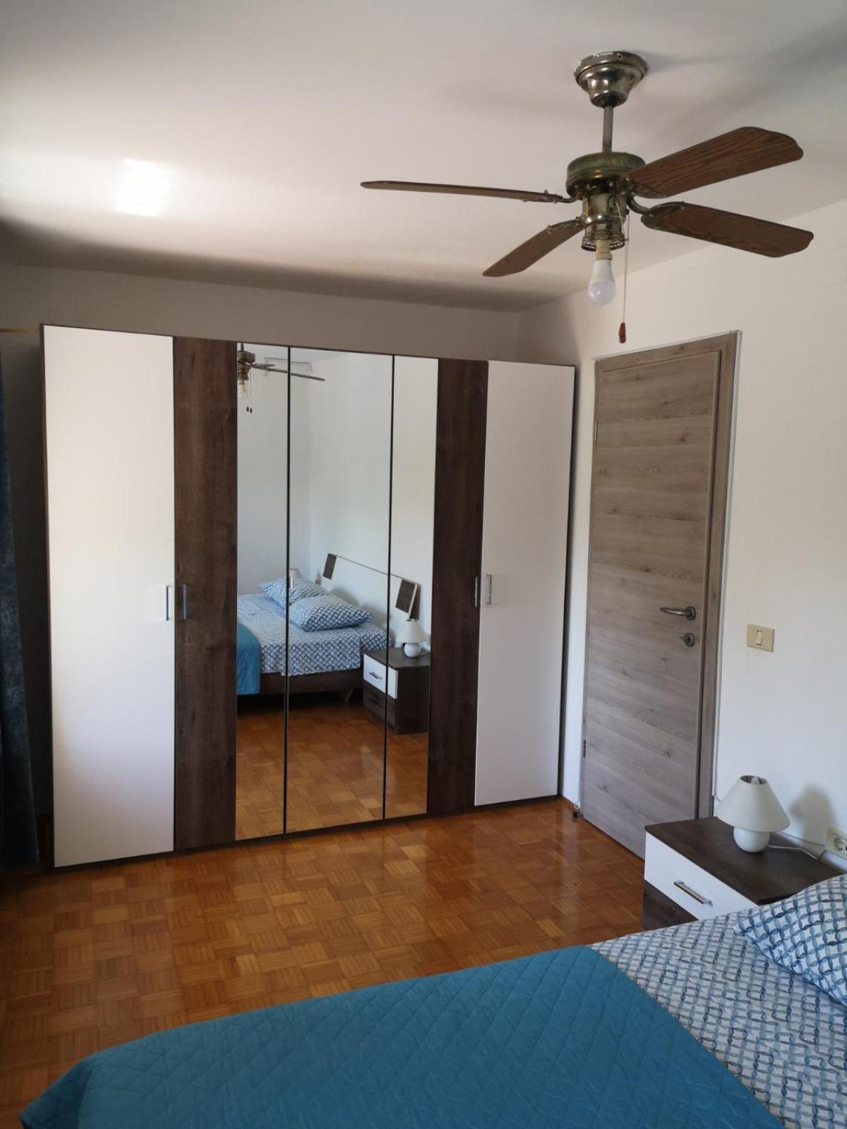 Apartma Ester Lucija Εξωτερικό φωτογραφία